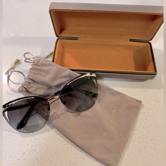Bvlgari Sunglasses - Picture 3 of 6